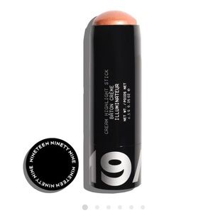 19/99 highlight cream stick in Miele. Creamy golden highlighter. shimmering glow